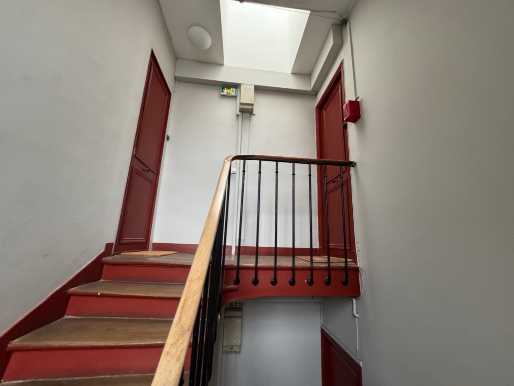 Appartement à vendre -3 pièces, dernier étage Paris 20°, rue de Belleville