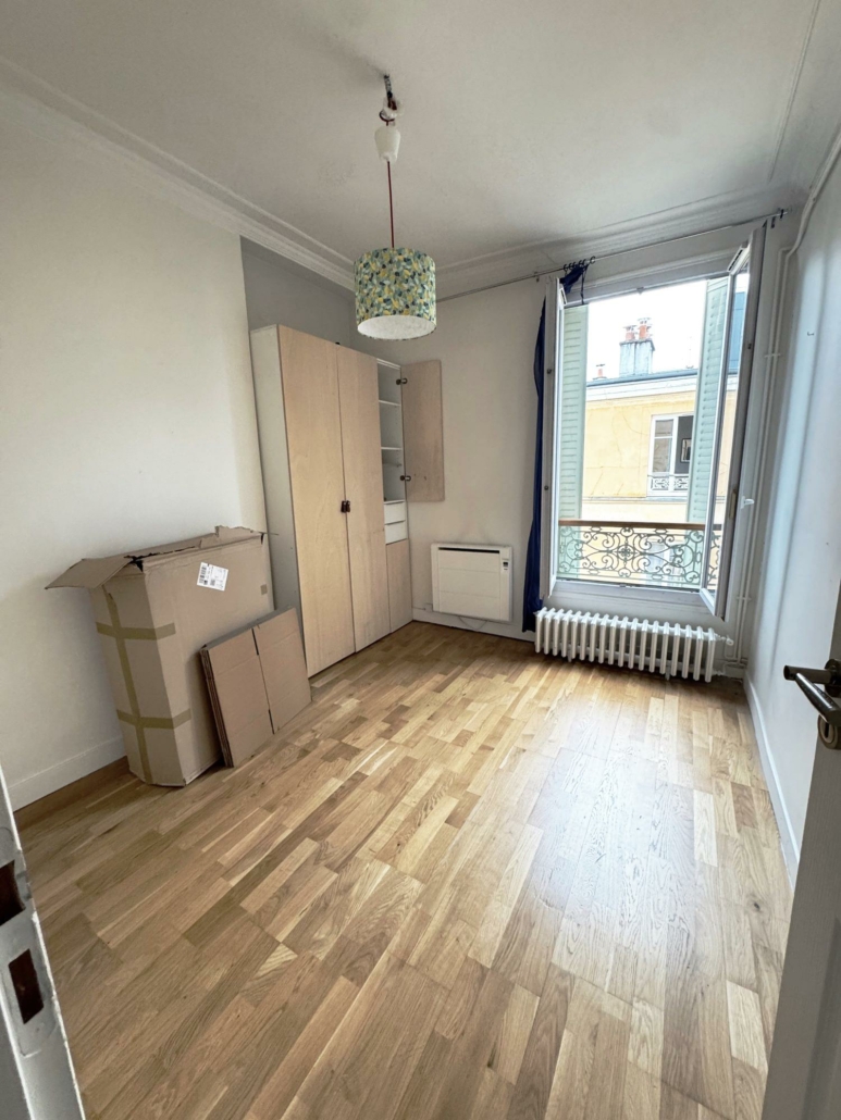 Appartement à vendre -3 pièces, dernier étage Paris 20°, rue de Belleville